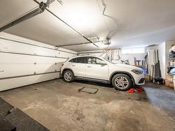 Garage - 