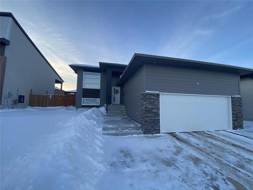 4 Ingstad Way, Brandon, MB - Outdoor