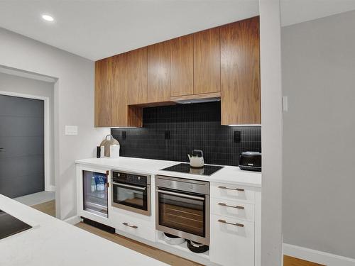 305 1550 Dease Street, Thunder Bay, ON - Indoor Photo Showing Bathroom