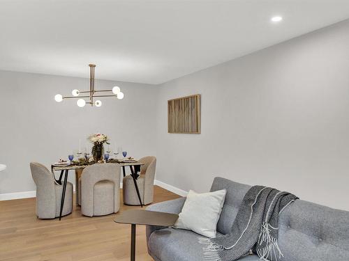 305 1550 Dease Street, Thunder Bay, ON - Indoor Photo Showing Bedroom