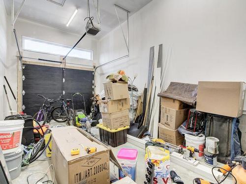 Garage - 3481 Rue Bouthillier, Carignan, QC - Indoor Photo Showing Garage