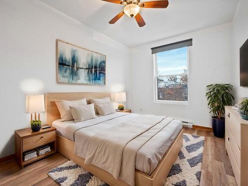 Chambre Ã Â coucher - 2023 Rue Aylwin, Montréal (Mercier/Hochelaga-Maisonneuve), QC - Indoor Photo Showing Bedroom