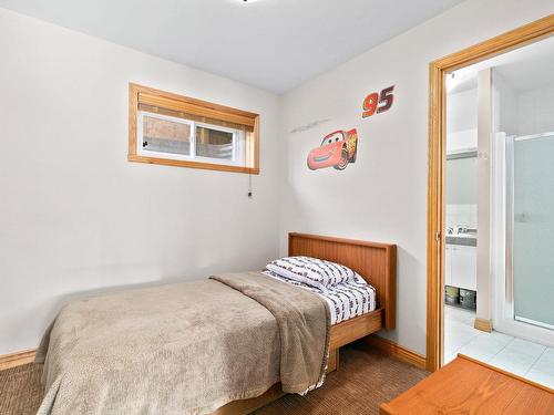 Bedroom - 11 346E Avenue, Saint-Hippolyte, QC - Indoor Photo Showing Bedroom