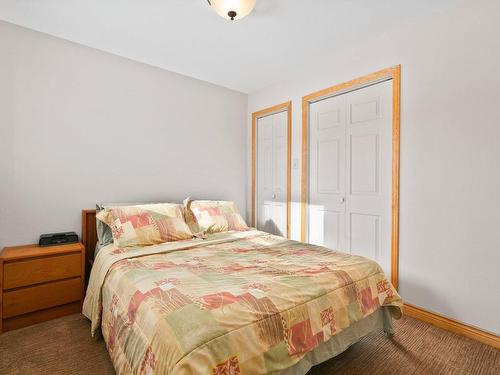 Bedroom - 11 346E Avenue, Saint-Hippolyte, QC - Indoor Photo Showing Bedroom