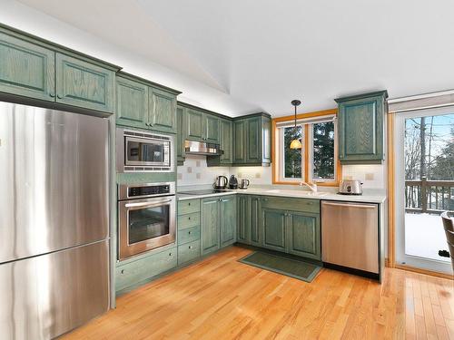 Kitchen - 11 346E Avenue, Saint-Hippolyte, QC - Indoor Photo Showing Kitchen