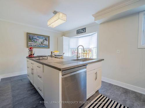 2-1506 Dufferin St, Whitby, ON - Indoor Photo Showing Kitchen