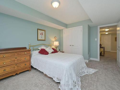 188 Ridge Way, New Tecumseth, ON - Indoor Photo Showing Bedroom