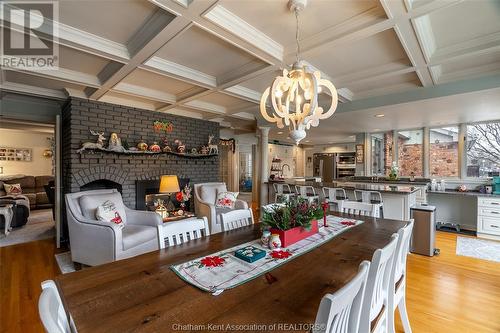 147 Crystal Drive, Chatham, ON - Indoor Photo Showing Dining Room