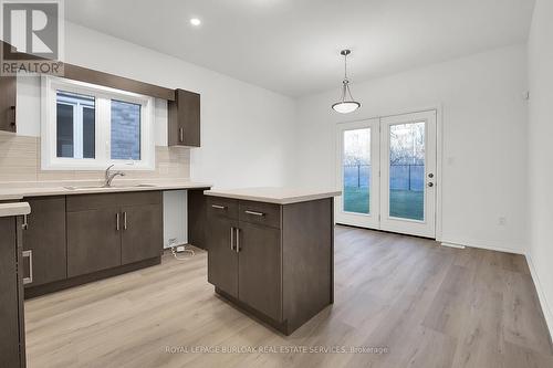 35 Willson Drive, Thorold, ON - Indoor Photo Showing Kitchen