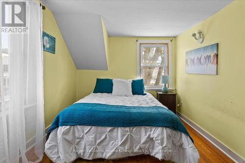 363 Argyle Avenue N, North Perth (32 - Listowel), ON - Indoor Photo Showing Bedroom