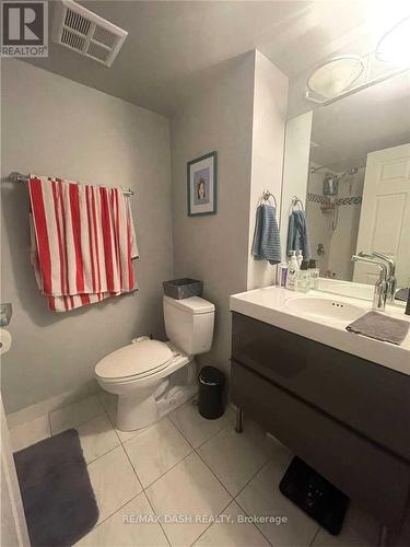 1201 - 75 Dalhousie Street, Toronto, ON - Indoor Photo Showing Bathroom