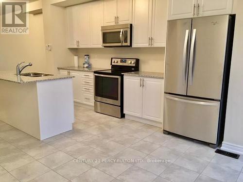 1882 Donald Cousens Parkway, Markham, ON - Indoor Photo Showing Kitchen With Double Sink