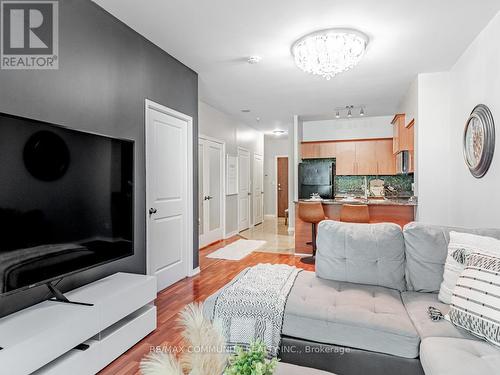 A - 8 Rosebank Drive, Toronto, ON - Indoor Photo Showing Living Room