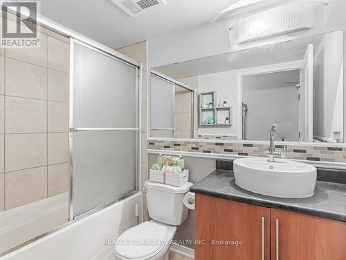 A - 8 Rosebank Drive, Toronto, ON - Indoor Photo Showing Bathroom