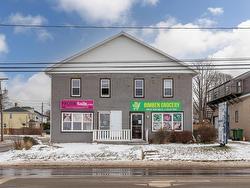 360-362 UNIVERSITY Avenue  Charlottetown, PE C1A 4M7