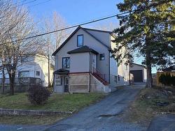 18 Central Avenue  Halifax, NS B3N 2H3