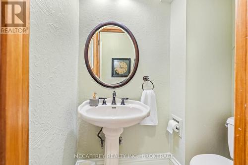 373 Dundas Street W, Greater Napanee, ON - Indoor Photo Showing Bathroom