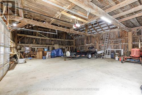 158502 7Th Line, Meaford, ON - Indoor Photo Showing Garage