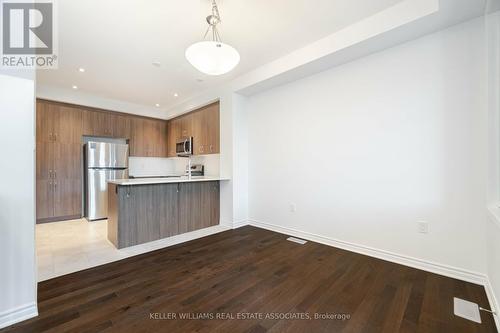 1226 Granary Street, Oakville, ON - Indoor Photo Showing Kitchen