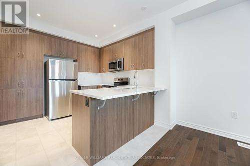 1226 Granary Street, Oakville, ON - Indoor Photo Showing Kitchen