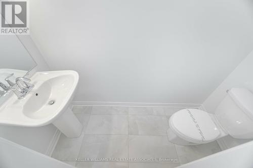 1226 Granary Street, Oakville, ON - Indoor Photo Showing Bathroom