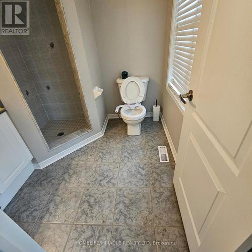 76 Rubysilver Drive, Brampton, ON - Indoor Photo Showing Bathroom