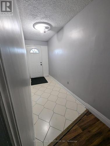 76 West 4Th Street, Hamilton, ON - Indoor Photo Showing Other Room