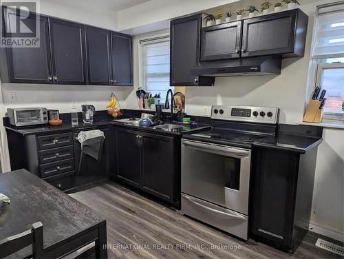 99 West 4Th Street, Hamilton, ON - Indoor Photo Showing Kitchen With Double Sink