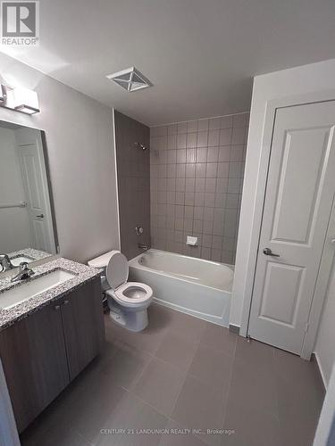 1901 - 4955 Yonge Street, Toronto, ON - Indoor Photo Showing Bathroom