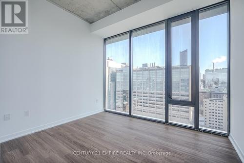 2002 - 195 Mccaul Street, Toronto, ON - Indoor Photo Showing Other Room