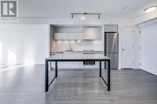 1401 - 20 Thomas Riley Road, Toronto, ON - Indoor Photo Showing Kitchen