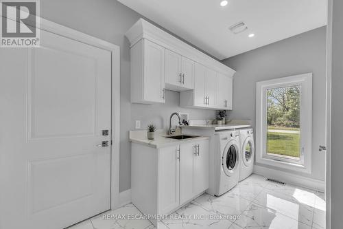 389 Concession 4 Road, Haldimand, ON - Indoor Photo Showing Laundry Room