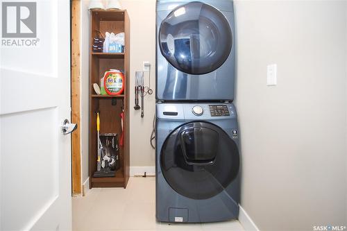 1118 Paton Lane, Saskatoon, SK - Indoor Photo Showing Laundry Room