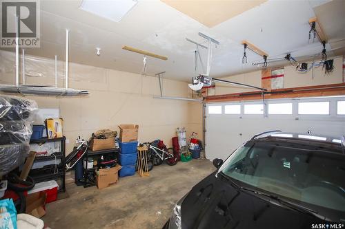 1118 Paton Lane, Saskatoon, SK - Indoor Photo Showing Garage