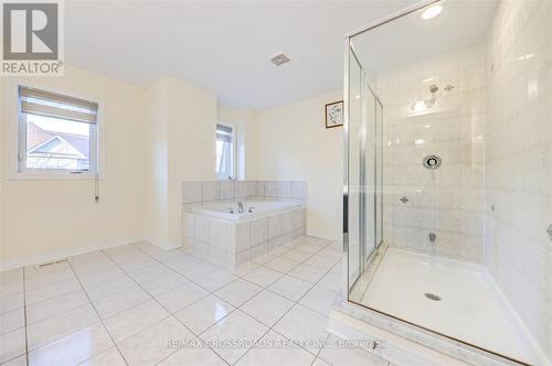 19 Kawneer Terrace, Toronto, ON - Indoor Photo Showing Bathroom