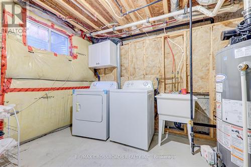 19 Kawneer Terrace, Toronto, ON - Indoor Photo Showing Laundry Room