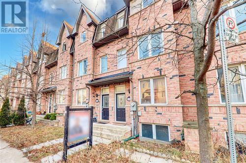 19 Kawneer Terrace, Toronto, ON - Outdoor With Facade