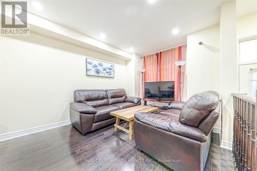 19 Kawneer Terrace, Toronto, ON - Indoor