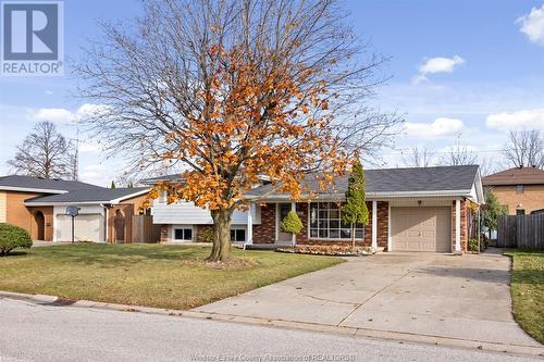 5810 Ninth Street, Lasalle, ON - Outdoor With Facade