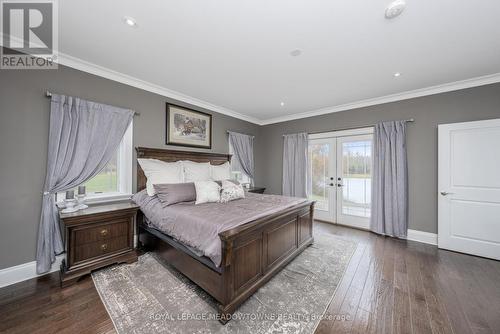 6752 Concession 2, Puslinch, ON - Indoor Photo Showing Bedroom