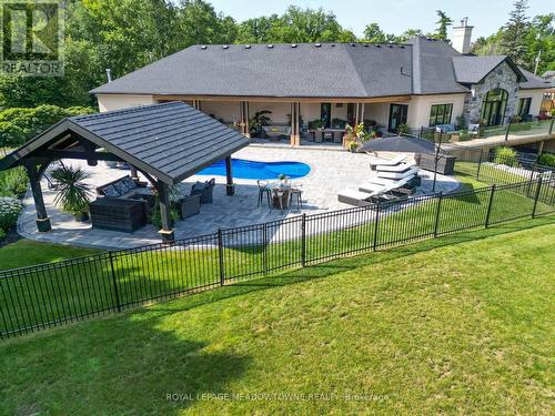 6752 Concession 2, Puslinch, ON - Outdoor With In Ground Pool With Deck Patio Veranda