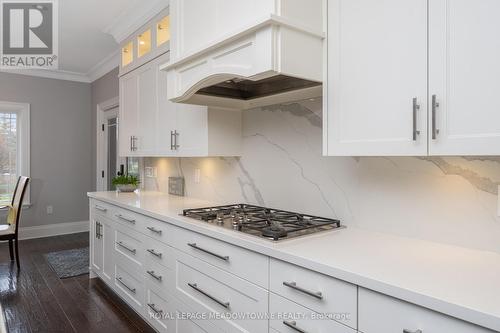 6752 Concession 2, Puslinch, ON - Indoor Photo Showing Kitchen With Upgraded Kitchen