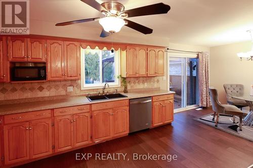 3 Warbler Heights, St. Thomas, ON - Indoor Photo Showing Kitchen With Double Sink