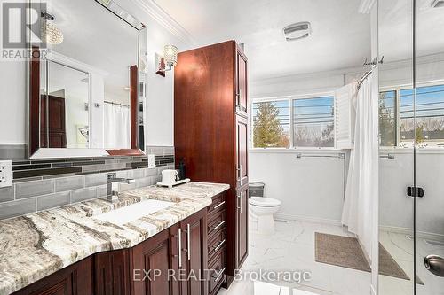 6974 Bank Street, Ottawa, ON - Indoor Photo Showing Bathroom