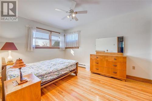 1191 Echo Road, Sarnia, ON - Indoor Photo Showing Bedroom