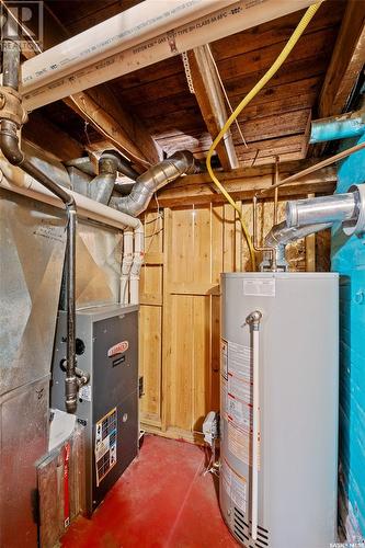 331 12Th Street E, Prince Albert, SK - Indoor Photo Showing Basement