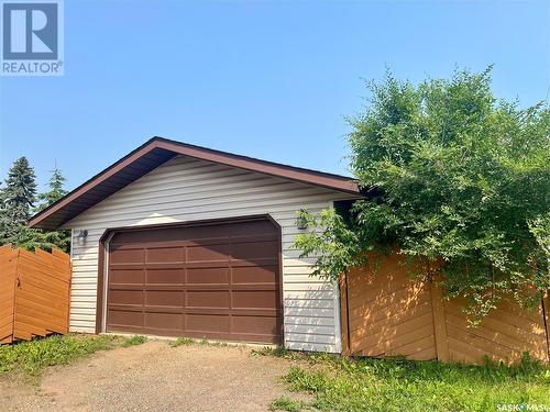 331 12Th Street E, Prince Albert, SK - Outdoor