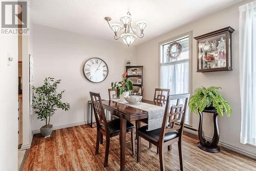 89 Pine St # 301, Sault Ste Marie, ON - Indoor Photo Showing Dining Room