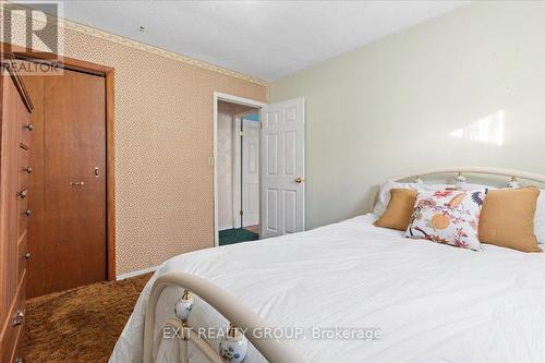 123 Prince Edward Street, Brighton, ON - Indoor Photo Showing Bedroom