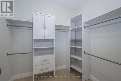 4225 Green Bend, London, ON - Indoor With Storage